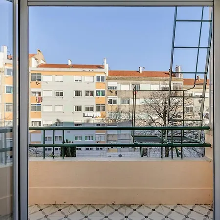 Flat 5 Apartment Amadora