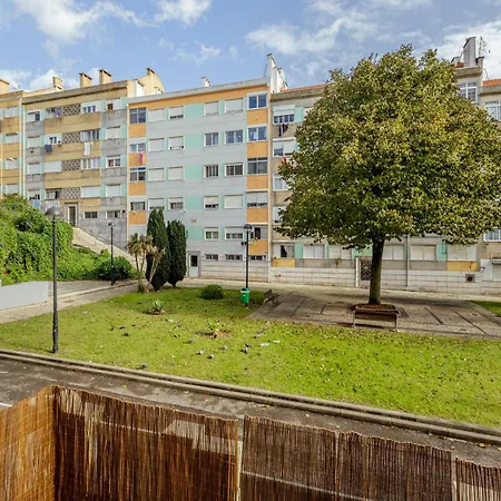 Flat 5 Apartment