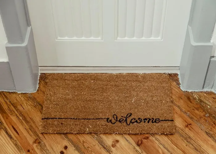 Flat 5 * Амадора