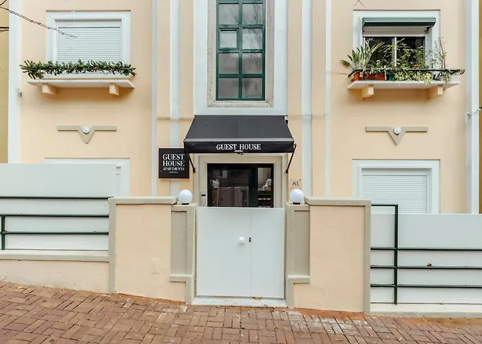 Flat 5 Амадора